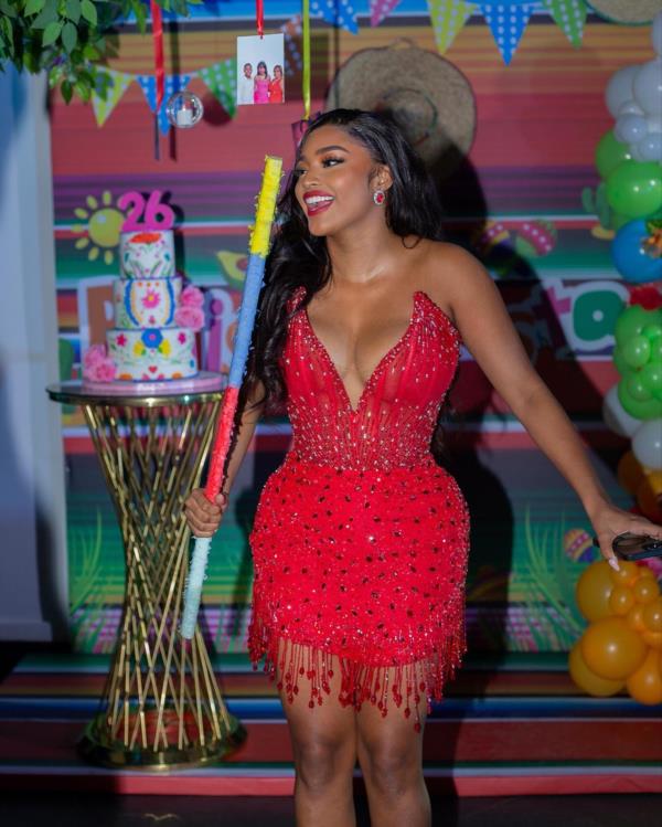 Nashaira Balentien Shines in Belisa's Fiesta with Stylish Collaboration!