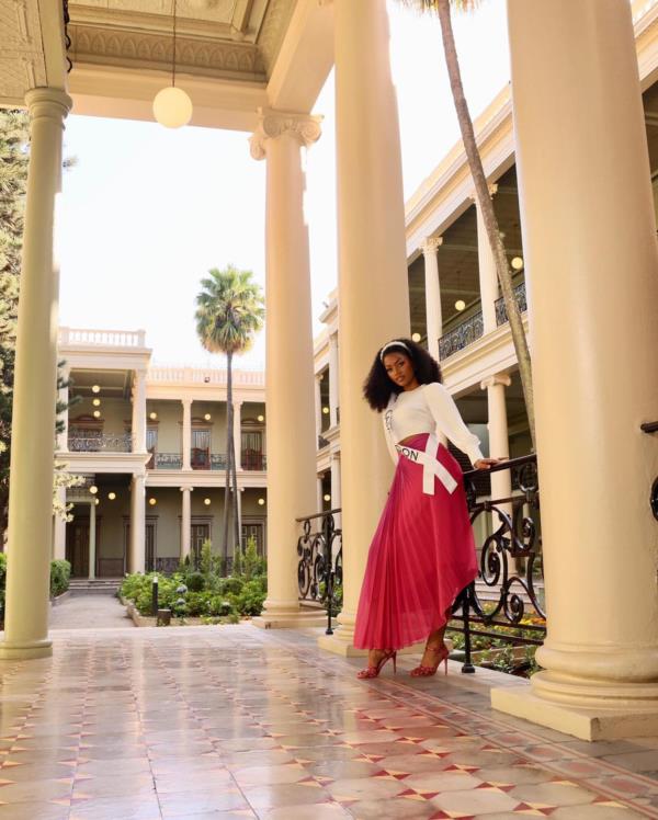 Captivating Photoshoot at El Salvador's National Palace - A Magical Day