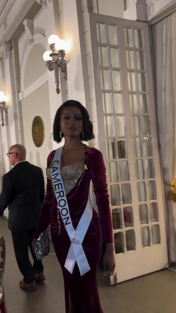 Issie Princesse's Memorable Meeting with President of El Salvador