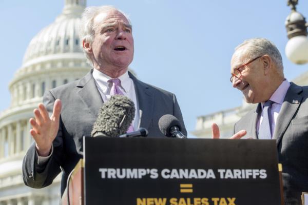 Senator Kaine Urges Congress To Declare War Amid Iran Tensions